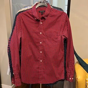 Men’s Small Banana Republican Button Up blue and red checker